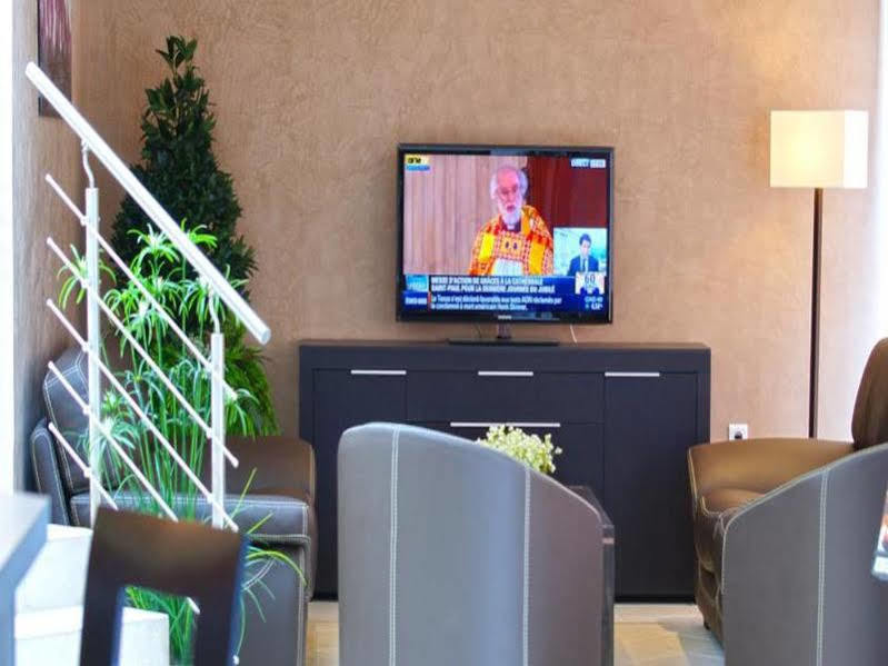 Hotel Paris Pacific Paris-Villejuif- Pres Du Metro L'Hay Les Roses Ligne 14 - Direct Paris-Aeroport Orly Et Institut Gustave Roussi Εξωτερικό φωτογραφία