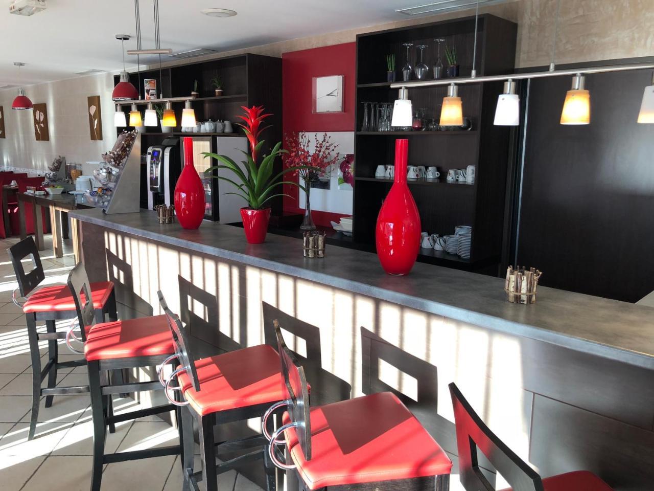 Hotel Paris Pacific Paris-Villejuif- Pres Du Metro L'Hay Les Roses Ligne 14 - Direct Paris-Aeroport Orly Et Institut Gustave Roussi Εξωτερικό φωτογραφία